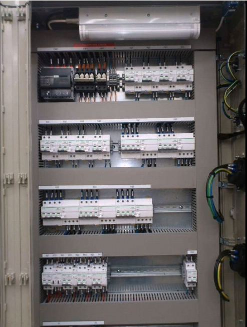 Réalisation des armoires et coffrets électriques